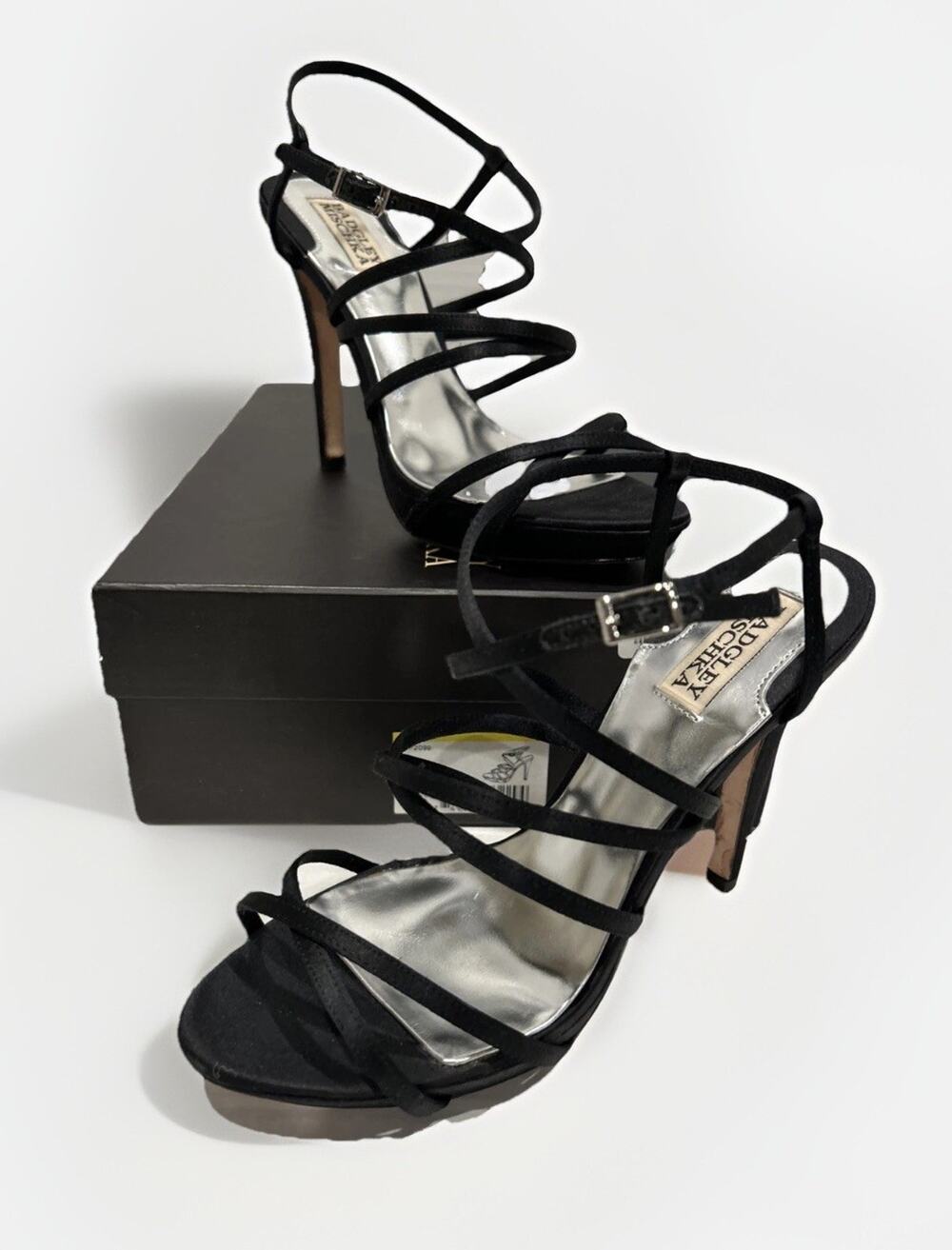 EUC- BADGLEY MISCHKA IDOL Strappy Heel $175 size 7.5 black satin leather sole